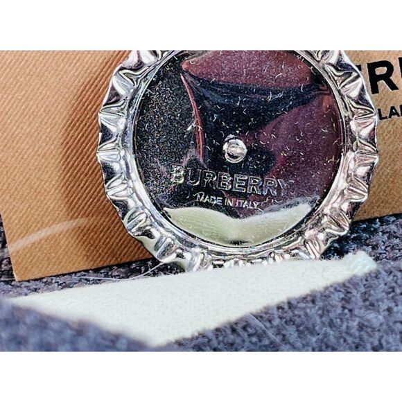 NWT Burberry Kingdom 1856 Brass Bottle Cap Brooch Pin Black White RARE - Picture 10 of 11